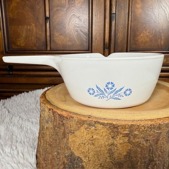 Vintage CorningWare Cornflower Blue 2.5 Cup Saucepan P-89-B - Picture 3 of 10